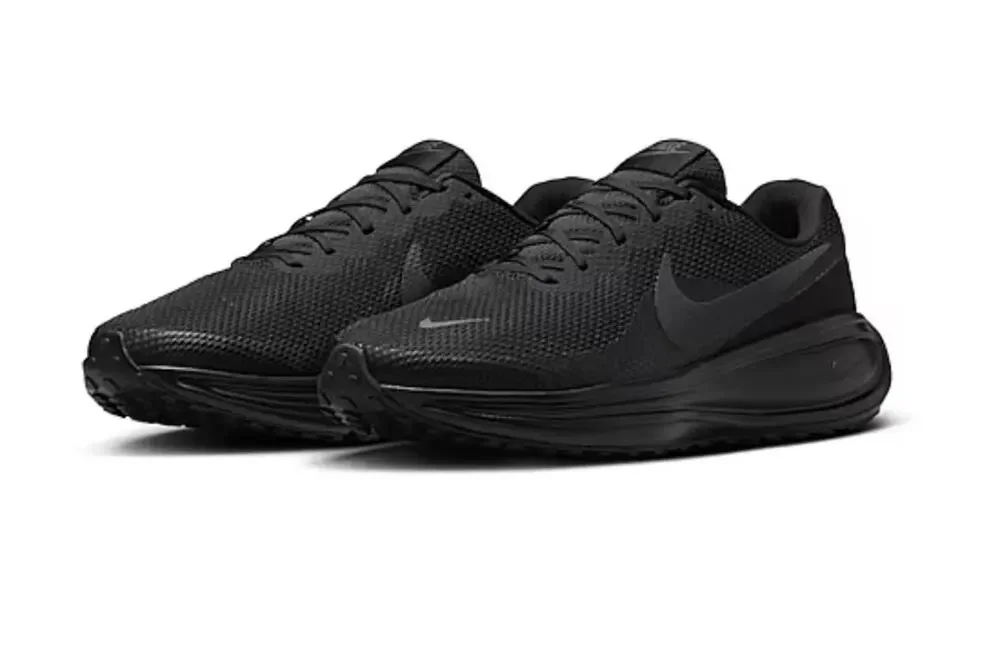 NEW! W Nike Revolution 8 Size10/8.5 Black Running Walking Sneakers Unisex